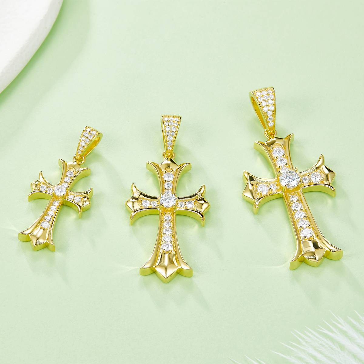 Vintage Cross Necklace S925 Silver Pendant Moissanite 5.0mm D-Class
